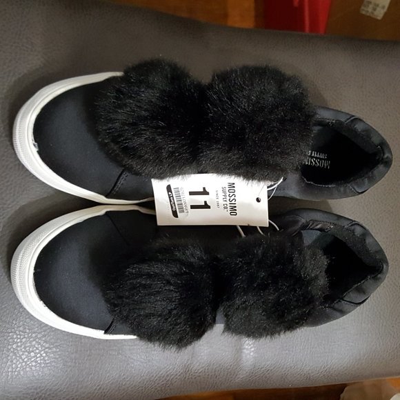 Mossimo Womens Shoes Abbie Slip On Sneakers - Picture 11 of 16